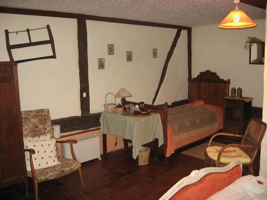 La Boursaie Acomodação com café da manhã Livarot-Pays-d'Auge Quarto foto